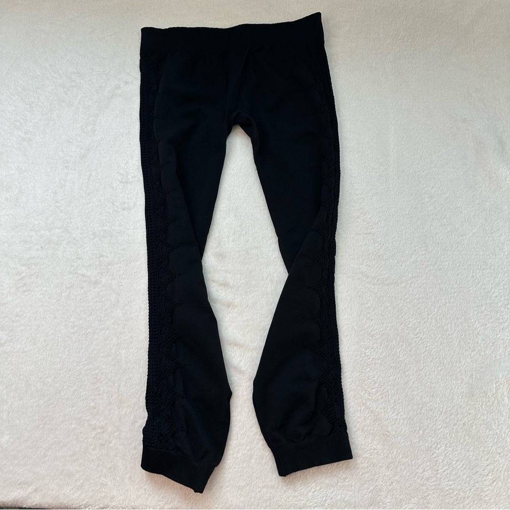 NWOT Free People Intimately Barely There Black Cutout Yoga Leggings - Picture 3 of 11